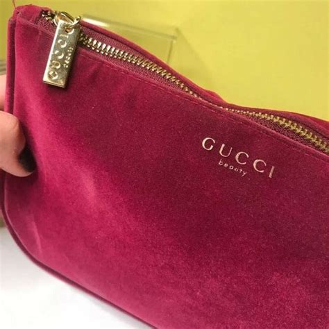 gucci red velvet makeup bag